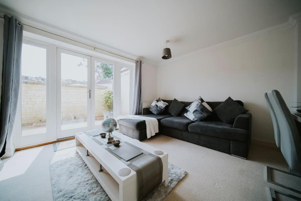 Linen Cottage- Parking, Leds, 4K Tvs, 5G Wifi And More! Bath Exteriér fotografie