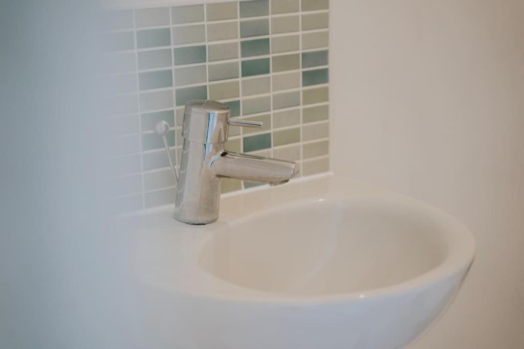 Linen Cottage- Parking, Leds, 4K Tvs, 5G Wifi And More! Bath Exteriér fotografie